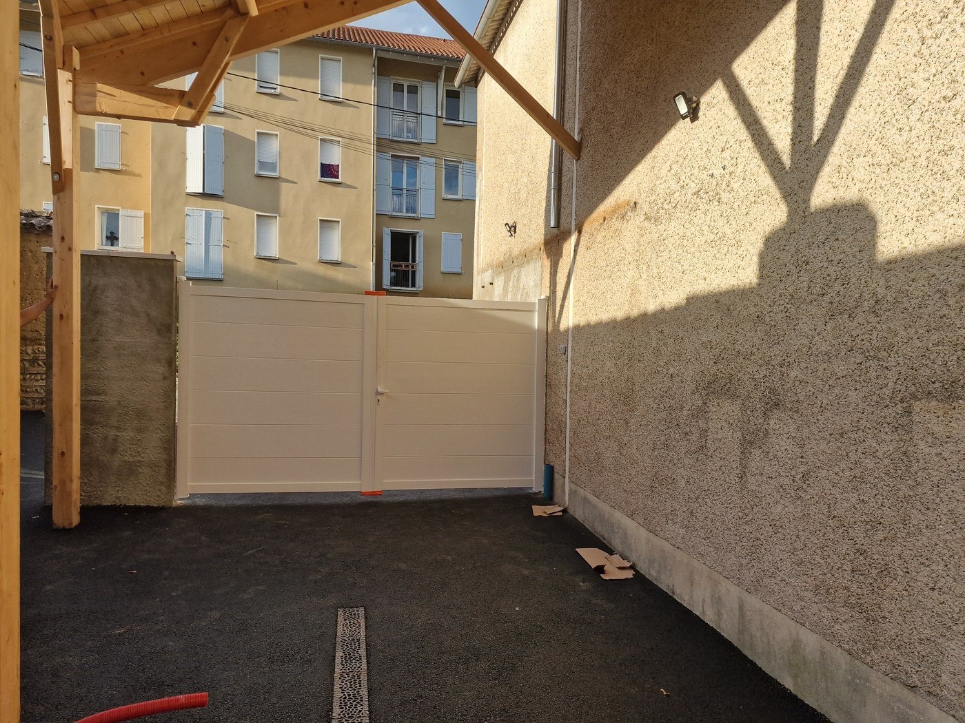 Carport et portail DõmHõ
