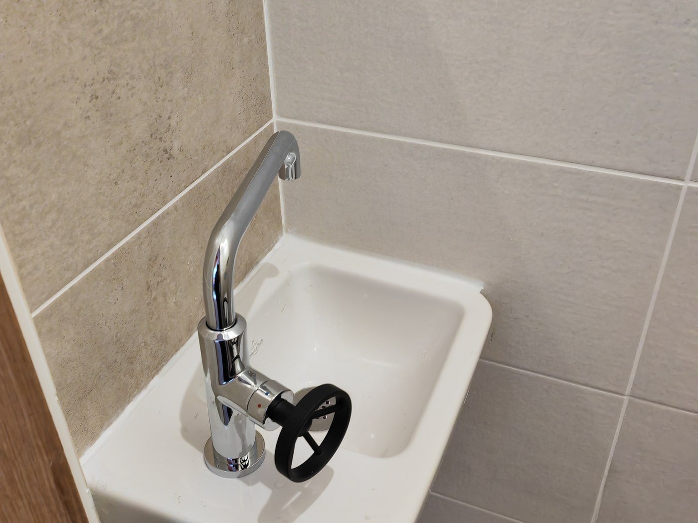 Lave-mains design — DõmHõ