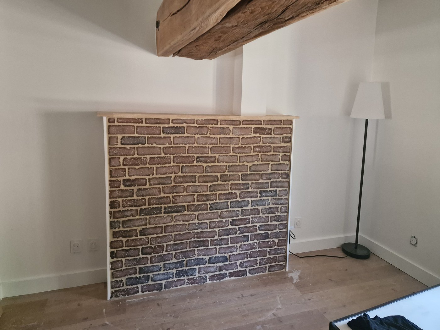 Mur briques apparentes DõmHõ